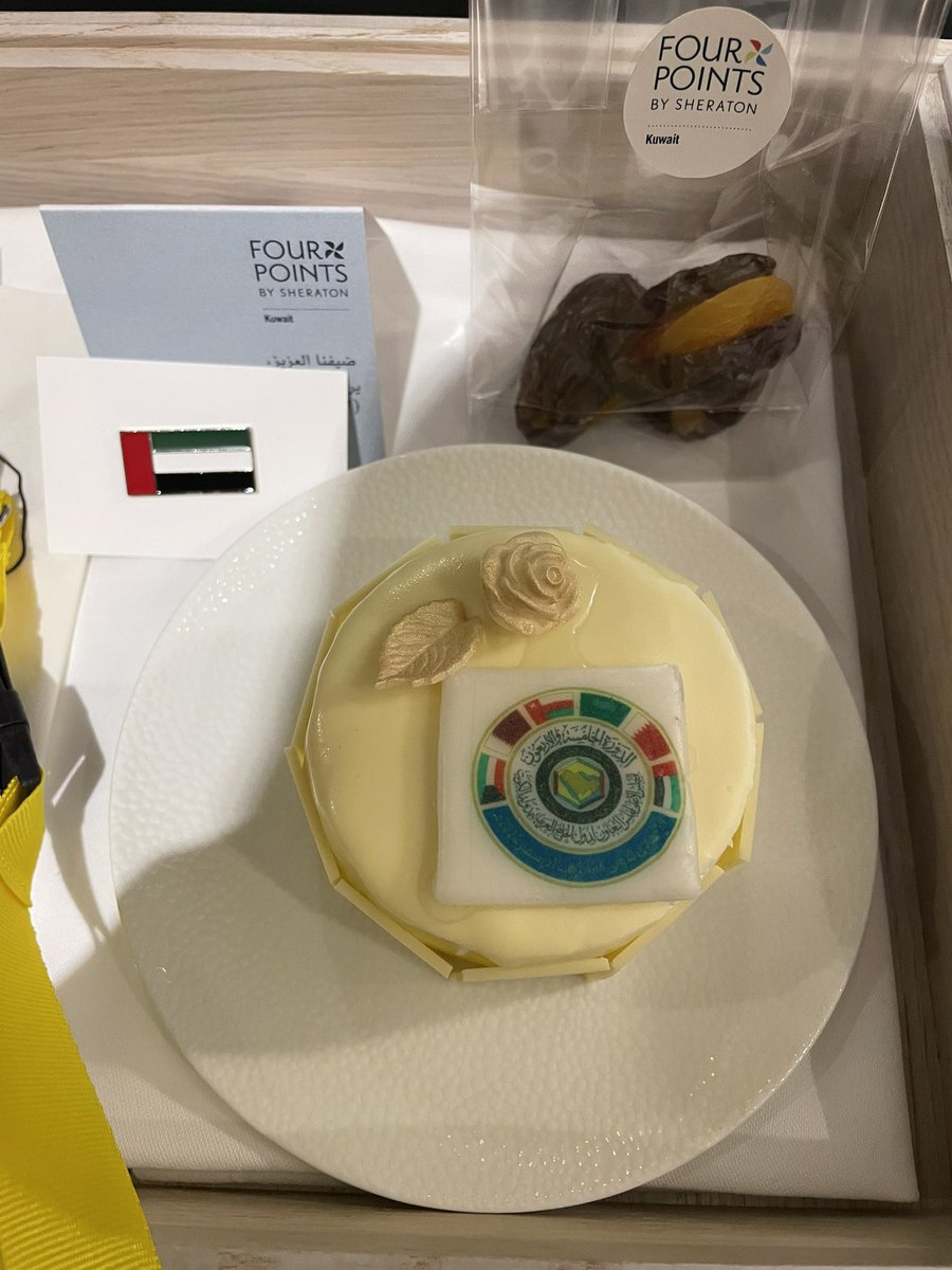 betuldoganakkas's tweet image. 45. Körfez İşbirliği Teşkilatı zirvesi için akademik gözlemci olarak Kuveyt’teyim. KİK üzerine çalışan bir akademisyen olarak, böylesine kritik bir toplantıyı tecrübe edeceğim için mutluyum. Gözlemlerimi buraya not edeceğim. #GCC45