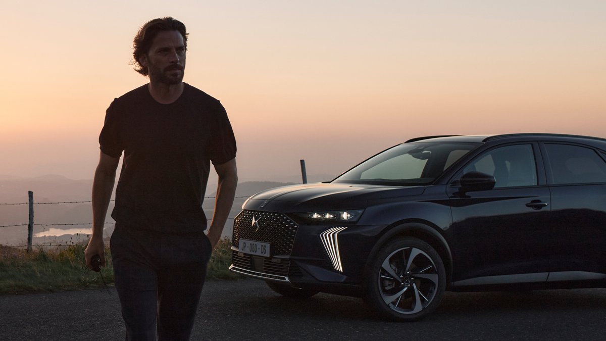 DS_Belux's tweet photo. Uw volgende reis kan aanvoelen als poëzie. Aan boord van DS 7 ÉTOILE lijkt uw horizon de enige grens.

#DSautomobiles #DS7 https://t.co/zHLcgHZDUP
