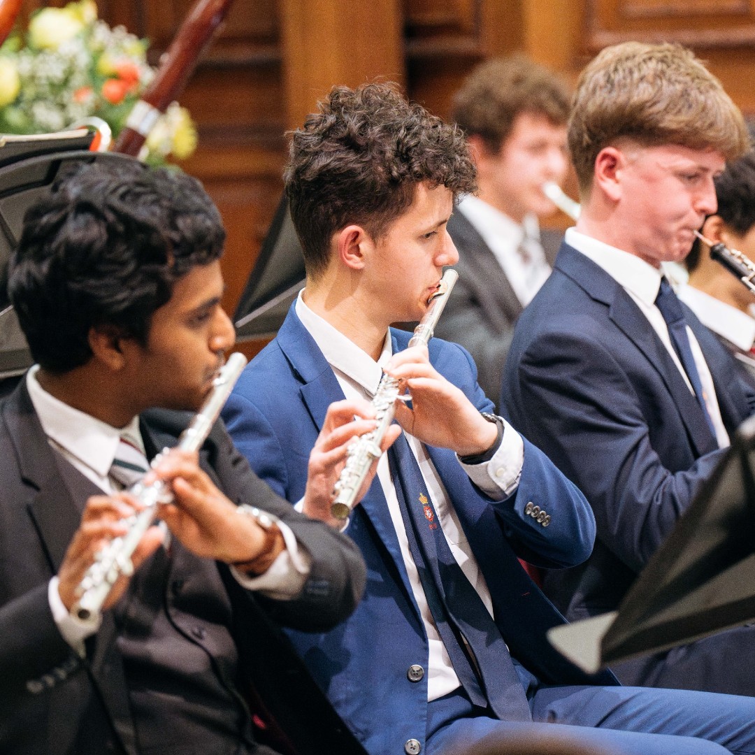 RGSGuildford's tweet photo. #RGSMusic A simply stunning orchestral concert at Holy Trinity Church as performers displayed great sophistication and musicianship across a wide variety of pieces.
View more photos here: https://t.co/WCab4QsOF7 https://t.co/2ADlWjd2Ux