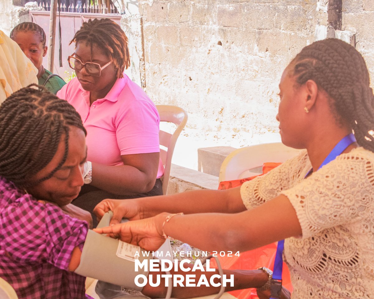tosdaibadan's tweet photo. AWIMAYEHUN 2024 opened on a very high note with the Medical Outreach that was a blessing to lots of Elewi Odo people. https://t.co/tQamXXpq9q