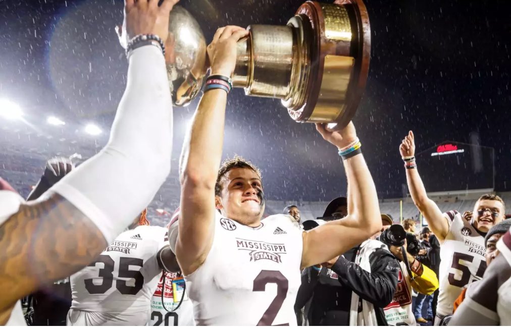 4thandsaturday's tweet photo. TV executives that claim to know ball took the Egg Bowl off my Thanksgiving TV. 

This game belongs on Thanksgiving https://t.co/XeMNFsQIBS