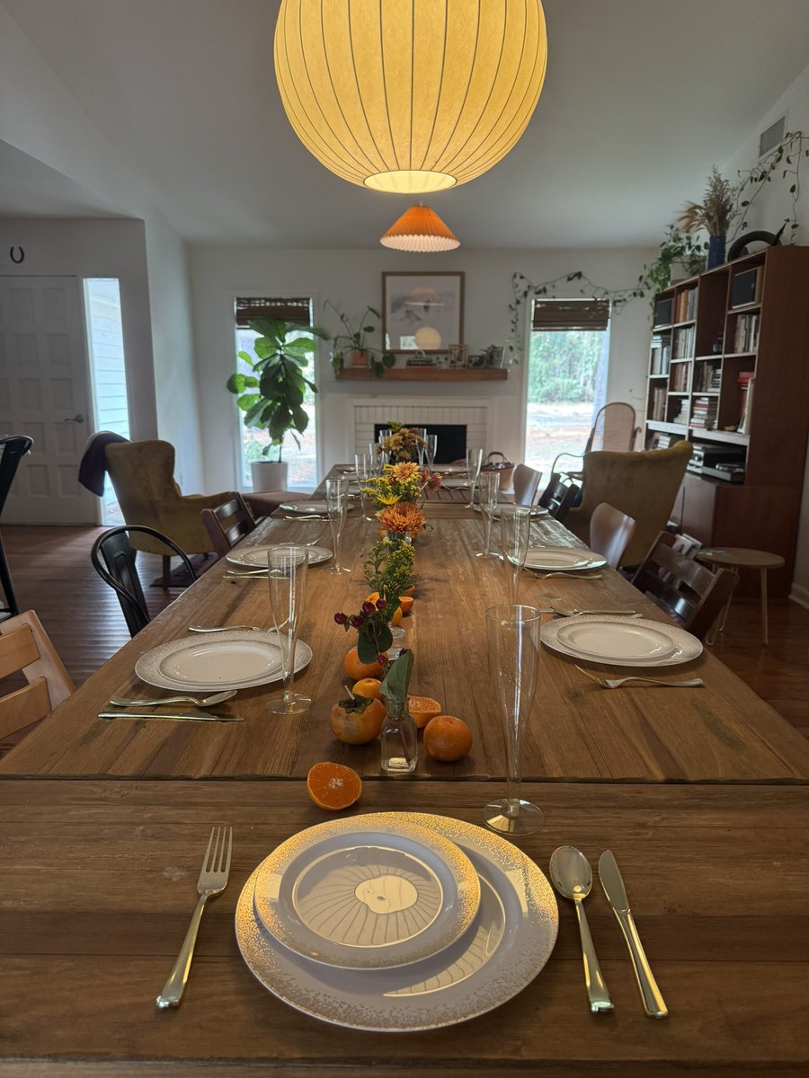 kentpsmith1's tweet photo. Happy Turkey Day! All set up and ready for it! https://t.co/c9C9BfArsw