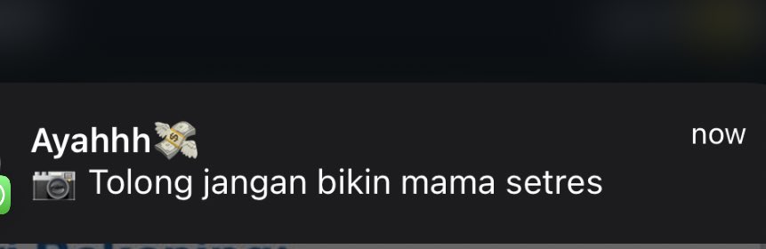 chskaet's tweet photo. gue boleh nangis ga si? gue cuma cerita capek ke mama, tapi ayah malah bilang gini,

terus gue harus gimana? https://t.co/yJI7HI0RBf
