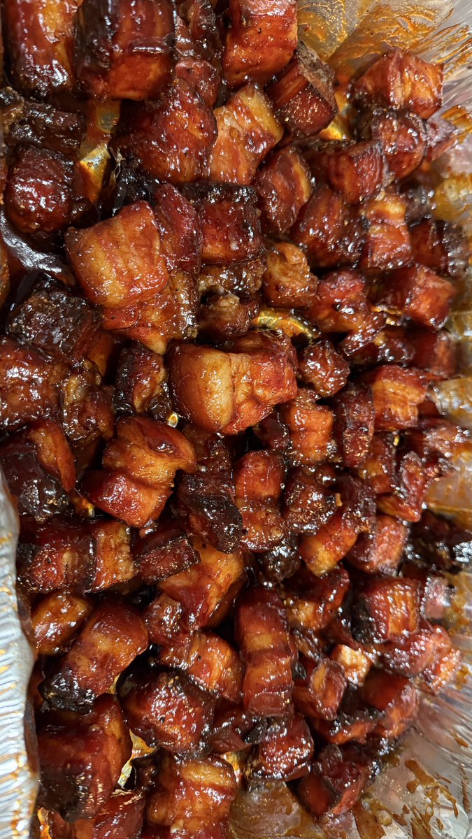 iamwix's tweet image. My contribution to thanksgiving dinner this year is Pork Belly Burnt Ends for an appetizer!  Using my favorite recipe and rub from @MeatChurch 🤤🤤🤤 #DevsWhoCook #GobbleGobble #OinkOink 🐷