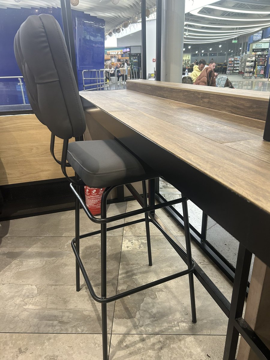 AOslerne's tweet image. #designfail