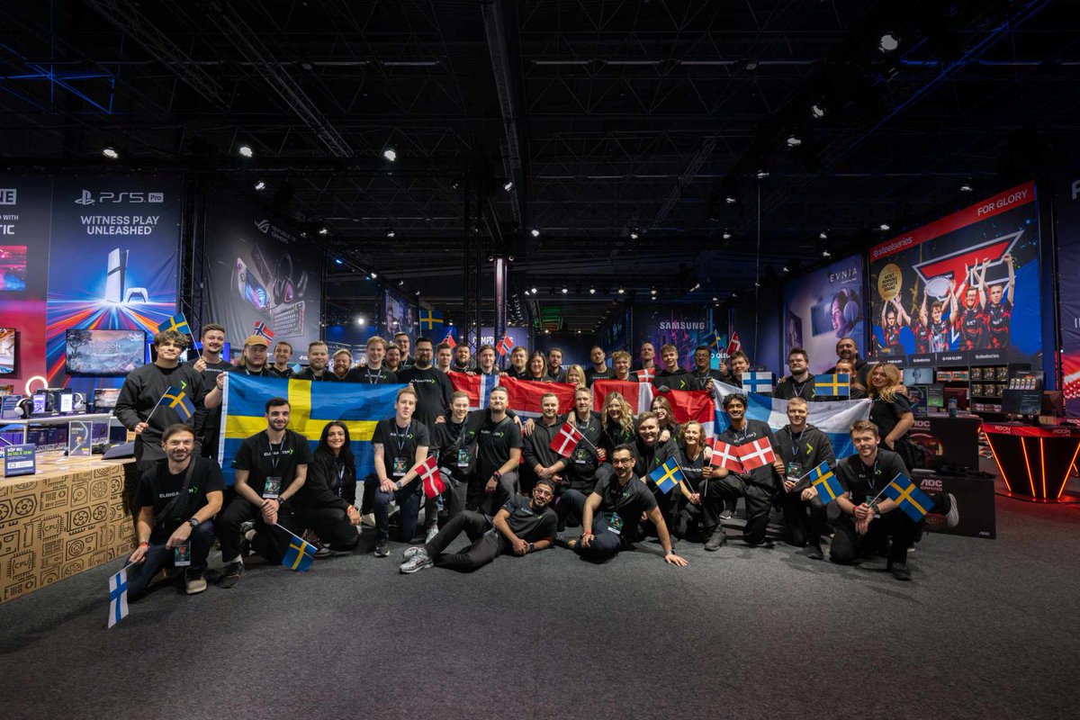 ShadowPoro tweet media