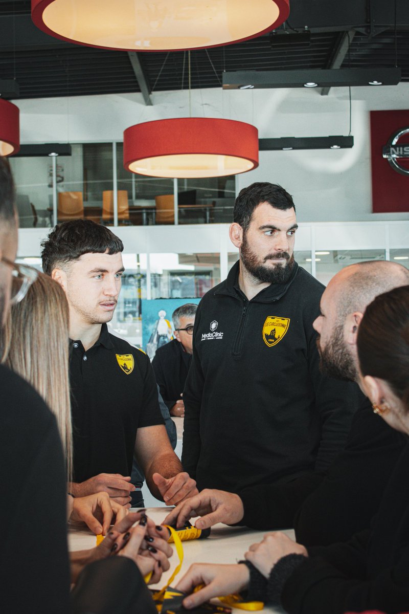 us_carcassonne's tweet photo. 📸𝐑𝐞𝐭𝐨𝐮𝐫 𝐞𝐧 𝐢𝐦𝐚𝐠𝐞𝐬 sur la conférence de presse d’avant-derby dans les locaux de nos partenaires les concessions du Groupe Maurin à Carcassonne.
#USCRCN #DéfendreNotreCité ⚔️ https://t.co/WyE1uKNyPx