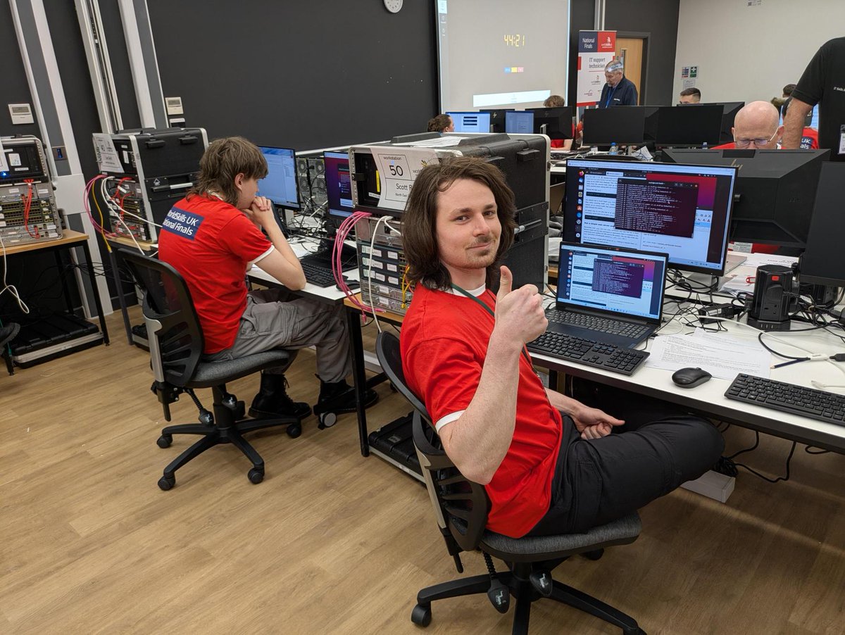 NESCOLcomputing's tweet image. The five @worldskillsuk  competitors competed in the national finals over the weekend and we are extremely proud of them. Charlie received the silver medal in the category of IT Support Technician, while Lee received the bronze medal in Network Infrastructure Technician.