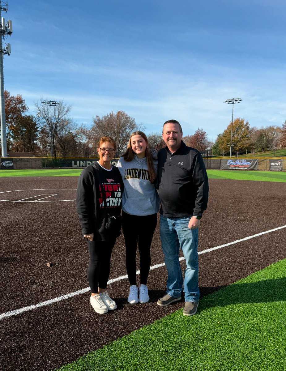 Saydie Miller 2026 (@2026saydie) on Twitter photo Thankful and blessed to announce my verbal commitment to Lindenwood University ๐๐ค Thank You coaches for this opportunity!! <a href="/coachchris_24/">Chris Iliopoulos</a> <a href="/CoachErinBrown/">Erin Brown</a> @ali_brems <a href="/LindenwoodSB/">Lindenwood Softball</a> <a href="/TE_Steiner/">Thunder Elite 18U Premier - Steiner</a> <a href="/MarkLlo84231890/">Mark Lloyd</a> <a href="/CoachEdMarcum/">Ed Marcum</a> <a href="/NPDragonsSball/">Dragons Softball</a> Thankful and blessed to announce my verbal commitment to Lindenwood University ๐๐ค Thank You coaches for this opportunity!! <a href="/coachchris_24/">Chris Iliopoulos</a> <a href="/CoachErinBrown/">Erin Brown</a> @ali_brems <a href="/LindenwoodSB/">Lindenwood Softball</a> <a href="/TE_Steiner/">Thunder Elite 18U Premier - Steiner</a> <a href="/MarkLlo84231890/">Mark Lloyd</a> <a href="/CoachEdMarcum/">Ed Marcum</a> <a href="/NPDragonsSball/">Dragons Softball</a>