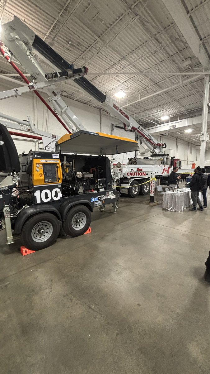 OYAPHWCDSB1 🇨🇦 tweet media