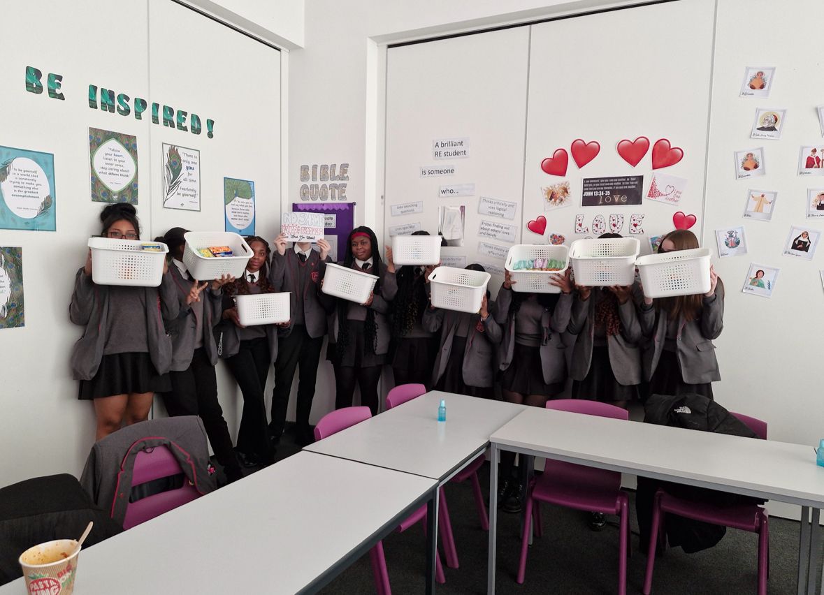This lunchtime our Community Chaplains created baskets for all girls' bathrooms in our College to ensure period products are avaliable at all times. This came with a message to take as many as needed for both in school and at home.