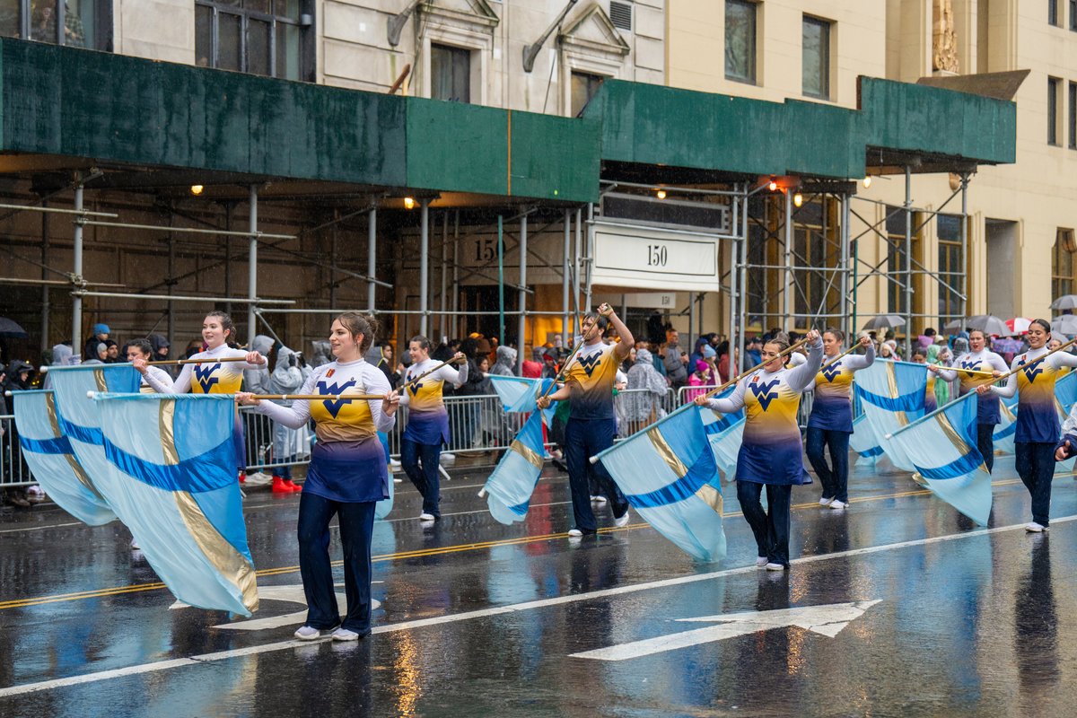 From Manhattan to Morgantown, and all over the world, Happy Thanksgiving Mountaineers! 💛