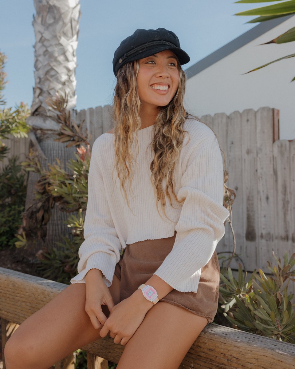 freestyle_watch's tweet photo. Ride the tide of style with the Shark Mini Leash Blue Tie Dye—the perfect smaller companion to our best-selling Shark Classic ✨⌚
#WatchLover #WatchOfTheDay #VscoGirl #AccessoriesOfTheDay #PastelAesthetic #AccessoriesLovers https://t.co/gp1bnfsxXS https://t.co/rbHaCTdaG6