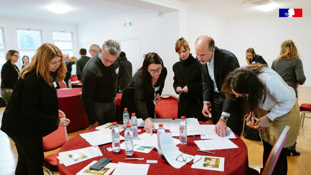 👉 Ces 26 et 27 novembre à Paris, les managers de direction de l’ONF se sont réunis pour 2 jours d’échanges et d’ateliers aux côtés de la directrice générale Valérie Metrich-Hecquet et du président du conseil d’administration <a href="/JYCaullet/">Jean-Yves Caullet</a>.