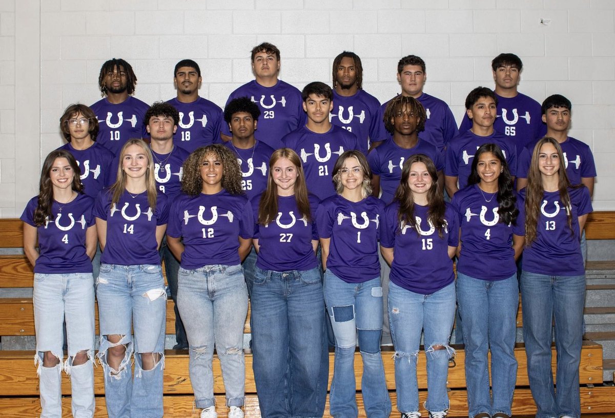 Happy Thanksgiving from DHS Powerlifting!! 🦃🍽💪🏼