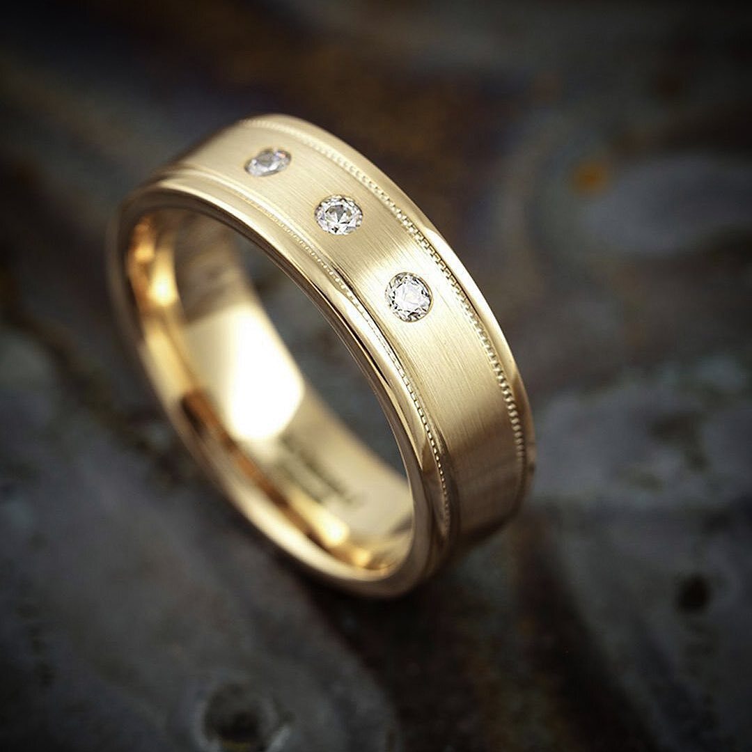 revolutionrings's tweet photo. Create your perfect ring using our Custom Ring Design Tool on our website! Get live previews and pricing. Free to use and enjoy! Link to the tool in our Bio.
.
.
.
#weddingring #weddingrings #customjewelry #customjewellery #customrings #weddingband #weddingbands #mensfashion #m… https://t.co/vACfwVSnvt