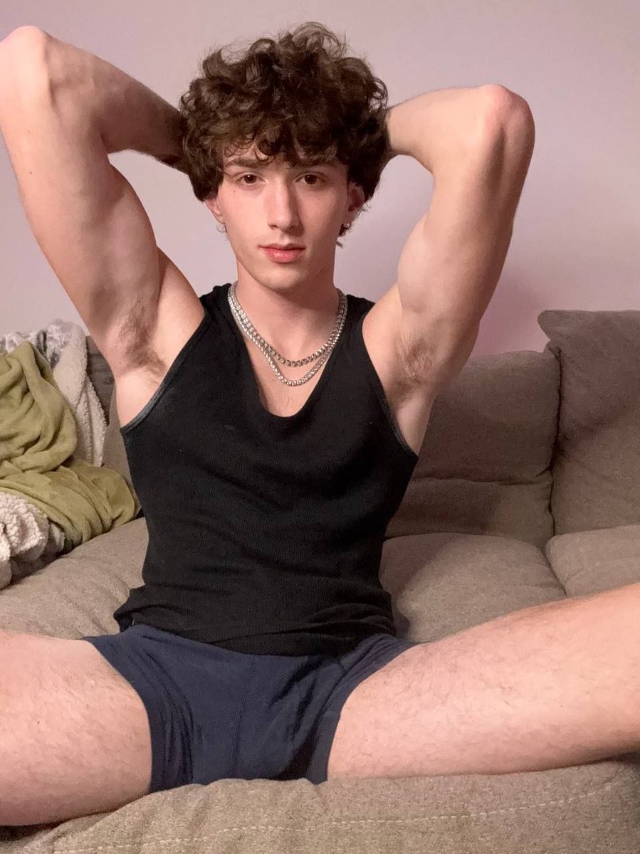 JackEvanFit's tweet photo. RT if you like my armpit 😉 https://t.co/aZEPKPqm7J