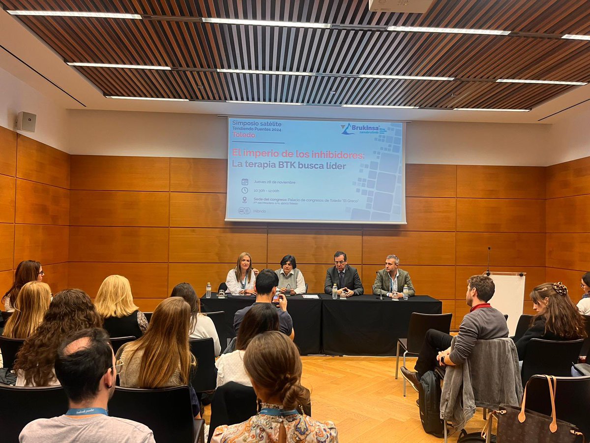 gulindalf's tweet photo. Mi cuarta vez en @TP_Toledo , primera de ponente. Me hizo muchísima ilusión y disfruté un montón compartiendo mesa con @ampafarma @RamonGarciaSanz y Regina García Delgado. El mundo de los iBTK es asombrosos. Gracias @RosaMosteiro3 !!! #TP2024 https://t.co/Hs1FeKYewH