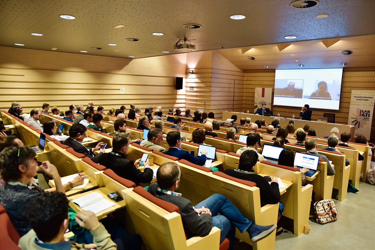 smmaccoolleida1's tweet photo. @CCOOLleida conjuntament amb @etlleida i @coell_org presenta el Projecte d’innovació Transformativa de CENTRE DE FORMACIÓ PROFESSIONAL, OCUPACIONAL I CONTÍNUA EN ECONOMÍA VERDA 
per a nous llocs de treball de nous models Industrials, prod alimentaria i energia sostenible a LLeida https://t.co/6FKyDegjdQ