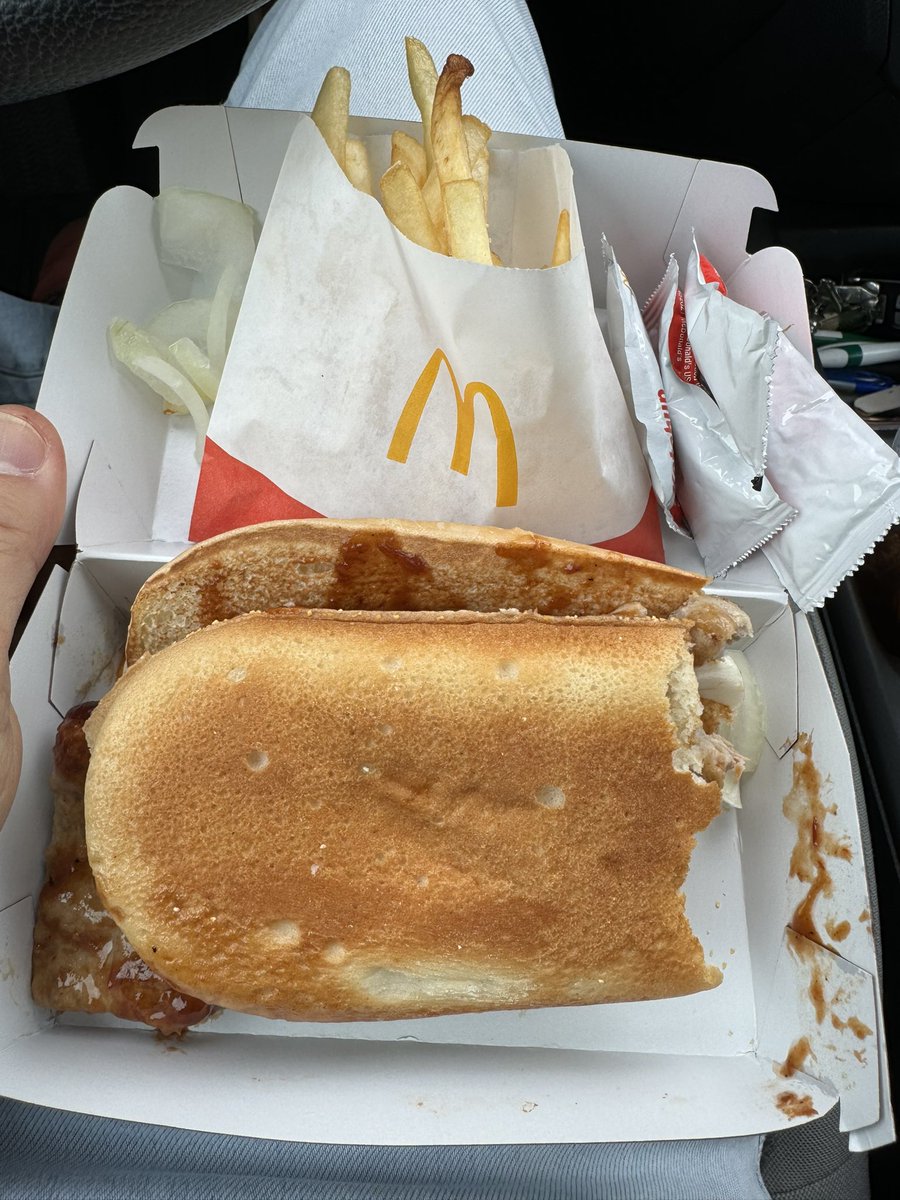 Mike Castellucci tweet media