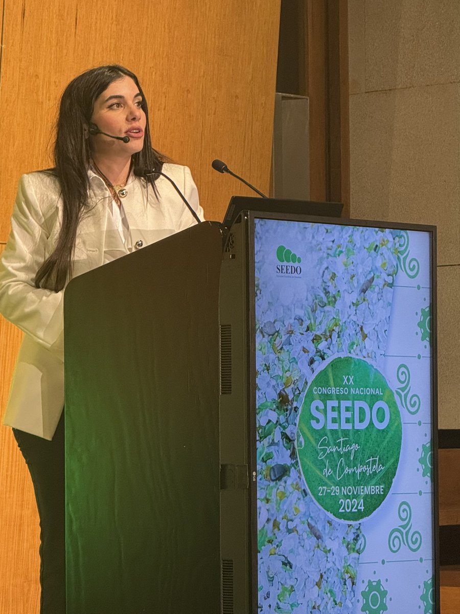 CristobMorales's tweet photo. Impulsando el cambio en Obesidad: visión @NovoNordiskES  Carla Assaf Balut “Obesity care is about health not weight. Weight loss is just one outcome of obesity care" #SEEDO2024 @SociedadSeedo https://t.co/BuKnwG9xHP