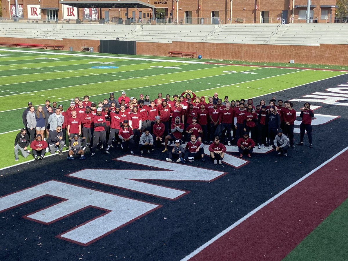 So much to be thankful for today! Nothing better than a Thanksgiving practice #BetweenTheBricks #W1N 🐻🧱🍂