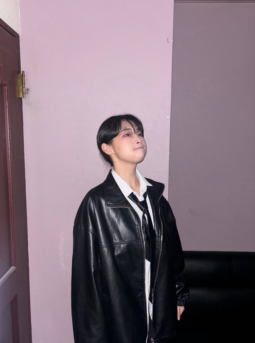 yechanXofficial's tweet photo. 今日もありがとうございます！🫶🏻
もう明日が最後ですね 🥹 https://t.co/t88AT19pr0
