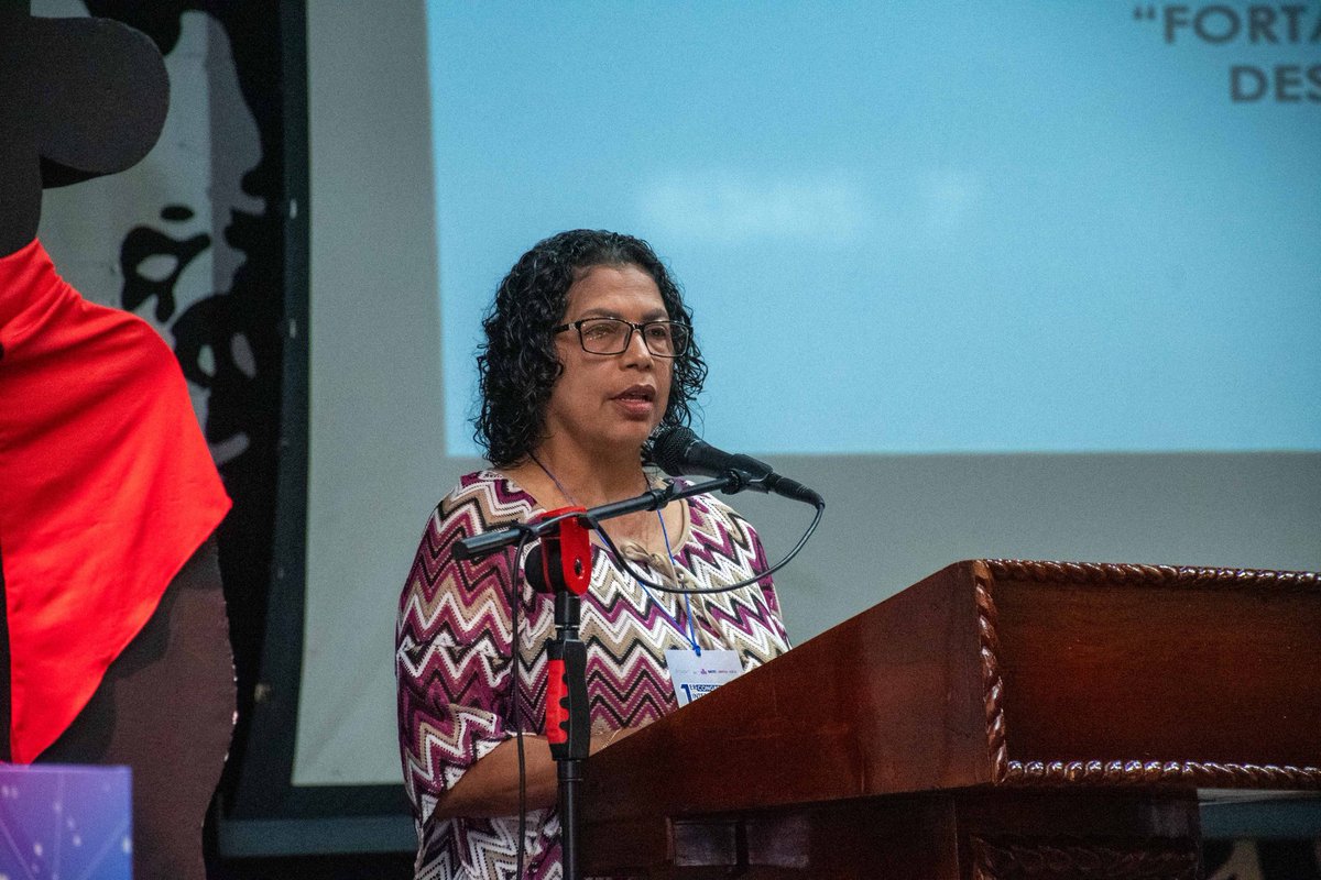 redvolucion_nic's tweet photo. #Nicaragua 🇳🇮 ||🌳⚙️️UNAN-León, es la sede del Primer Congreso Internacional de Innovación, bajo el lema: "Fortaleciendo el ecosistema de innovación desde el modelo de economía creativa"
Este evento tiene como propósito fortalecer el ecosistema de innovación en nuestro país.❤️🖤 https://t.co/bANyA2oWOY