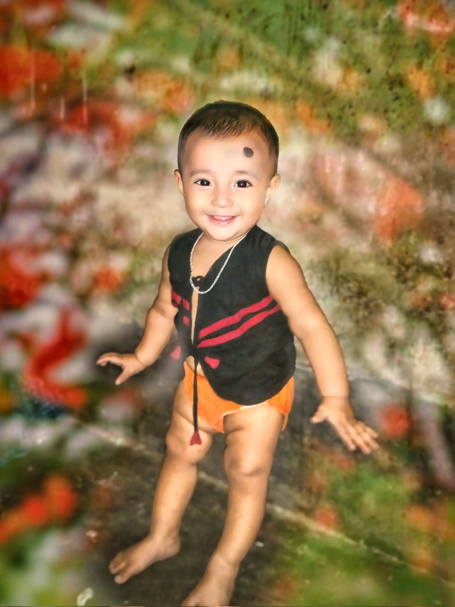 Tinni_Moni tweet media