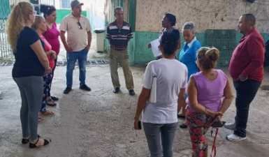 mtzcimex1's tweet photo. En saludo a la Jornada de #SeguridadYSaludDelTrabajo, continuamos en la #UEB #Cárdenas con ejercicios sobre:
📷¿Qué es el estrés del trabajo?
📷Pasos para la evaluación de riesgos por estrés.
📷Síntomas del estrés laboral.
📷Técnicas para el manejo de la ansiedad.
#ClienteInterno https://t.co/6GMfh4BhmV