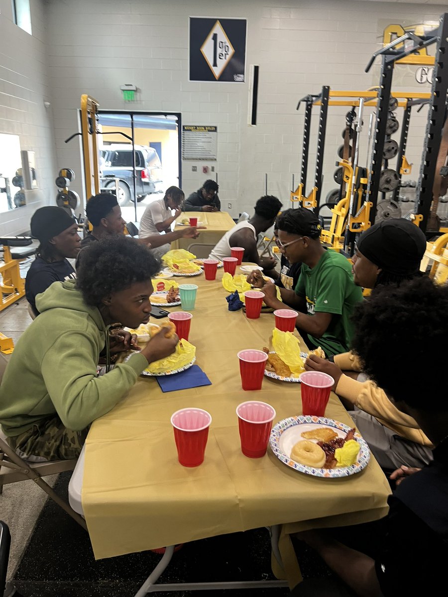 Gautier Football (@gautierfb) on Twitter photo Happy Thanksgiving from Gator Nation! #grateful
<a href="/PGSD_Athletics/">PGSD Athletics</a>
<a href="/GautierHigh/">Gautier High School</a>
<a href="/Coastfootball/">Coast Football™</a>
<a href="/228Sports/">228 Sports</a>
<a href="/BingoMediaLLC/">Bingo Media</a> Happy Thanksgiving from Gator Nation! #grateful
<a href="/PGSD_Athletics/">PGSD Athletics</a>
<a href="/GautierHigh/">Gautier High School</a>
<a href="/Coastfootball/">Coast Football™</a>
<a href="/228Sports/">228 Sports</a>
<a href="/BingoMediaLLC/">Bingo Media</a>