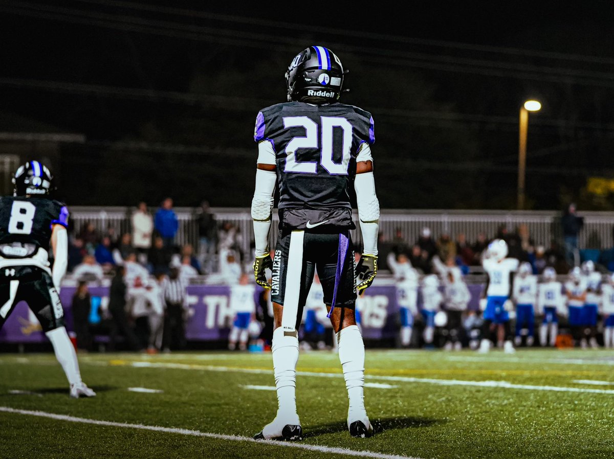 PoodaLewis's tweet photo. Happy thanksgiving 🦃!
#20 #Round3Bound https://t.co/Jl7uyy0bhf