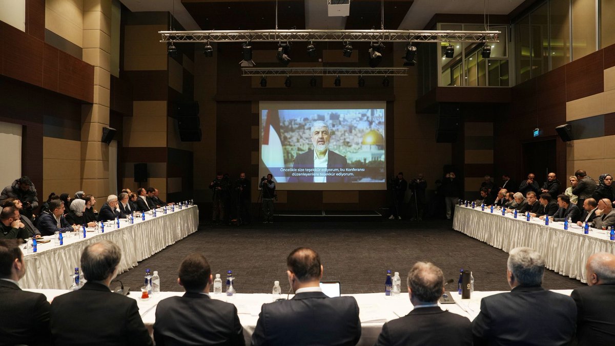 GencIDSB's tweet photo. Fuarda ayrıca, Katil İsrail'in Filistin'e olan saldırılarına dikkat çekmek ve tepki göstermek amacıyla hazırlanan Gazze-İstanbul Deklarasyonu da imzalandı. https://t.co/61MbnKxyGj