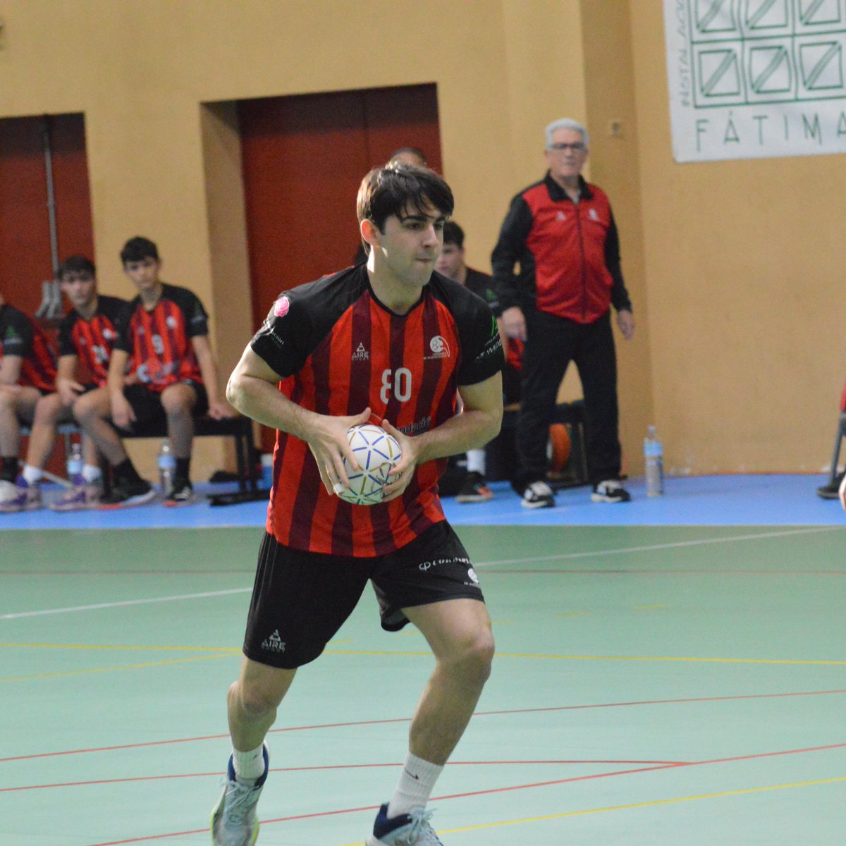 🔊 FICHAJE
Se incorpora a nuestra plantilla José Luis Castilla Sánchez, procedente del BM Caserío en DHP, donde ha jugado este inicio de la competición. Poca presentación más necesita. Bienvenido de nuevo a casa 🏠, José Luis
#FactoríaCBM