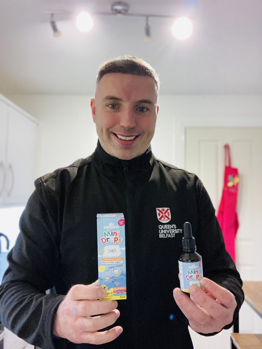Do you have a child >5 years old 👶 that doesn’t eat fish 🐟 We all know that some children can be fussy eaters 🥘 Here is my recommendation to combat the inadequate fish intakes 🌟 DHA and EPA mini drops which can be bought in Holland and Barrett 💯