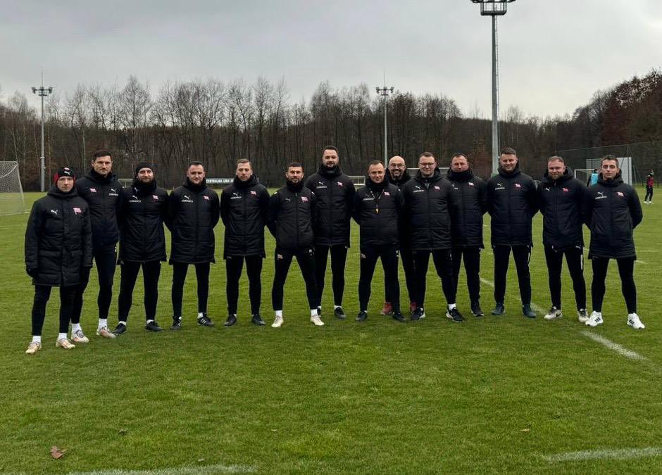 PycIgor's tweet image. Staż w Cracovii Kraków 🫡🔝

@KSCracoviaSA