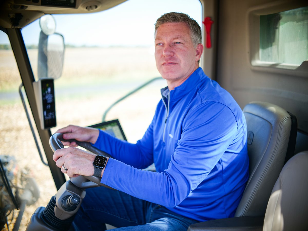 expansioncom's tweet photo. 🗣️"Ser el director ejecutivo no era uno de mis objetivos ni una de mis motivaciones"

@APerezAlberca entrevista a Jeff Rowe, director ejecutivo global del Grupo Syngenta 

https://t.co/HlnZ1CAWbe https://t.co/Jf6C13eKAl