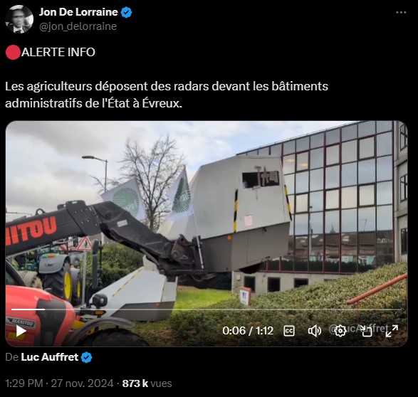 1/ Alors je voudrais expliquer une chose lors des grèves dans le ferroviaire.

En 25 ans de carrière, je n'ai jamais vu UN SEUL cheminot toucher à leurs outils de travail et/ou à un bien public.