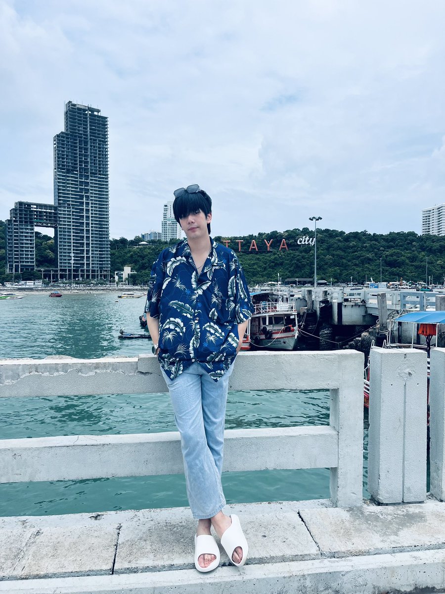 Max_phattharaph's tweet photo. 𝙃𝘼𝙋𝙋𝙔 𝘽𝙄𝙍𝙏𝙃𝘿𝘼𝙔 𝙏𝙊 𝙈𝙀 🎂 https://t.co/t9TVwjva1u