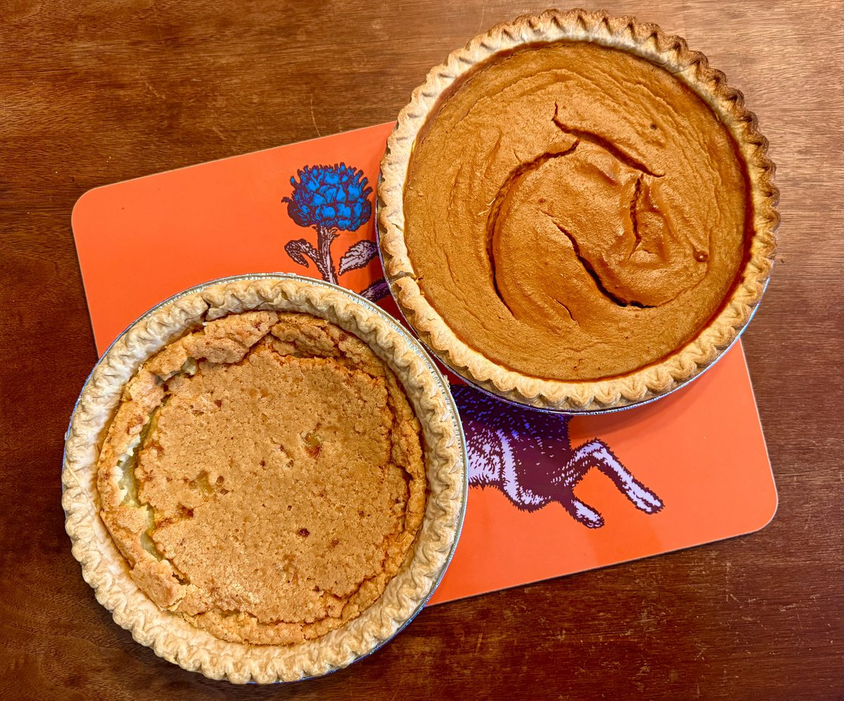 pattiminter4ky's tweet photo. So much to be thankful for this year, especially time spent with family baking our traditional pumpkin and chess pies 🥧 

Wishing you and your loved ones a Happy Thanksgiving! https://t.co/GqLyUQR8gt
