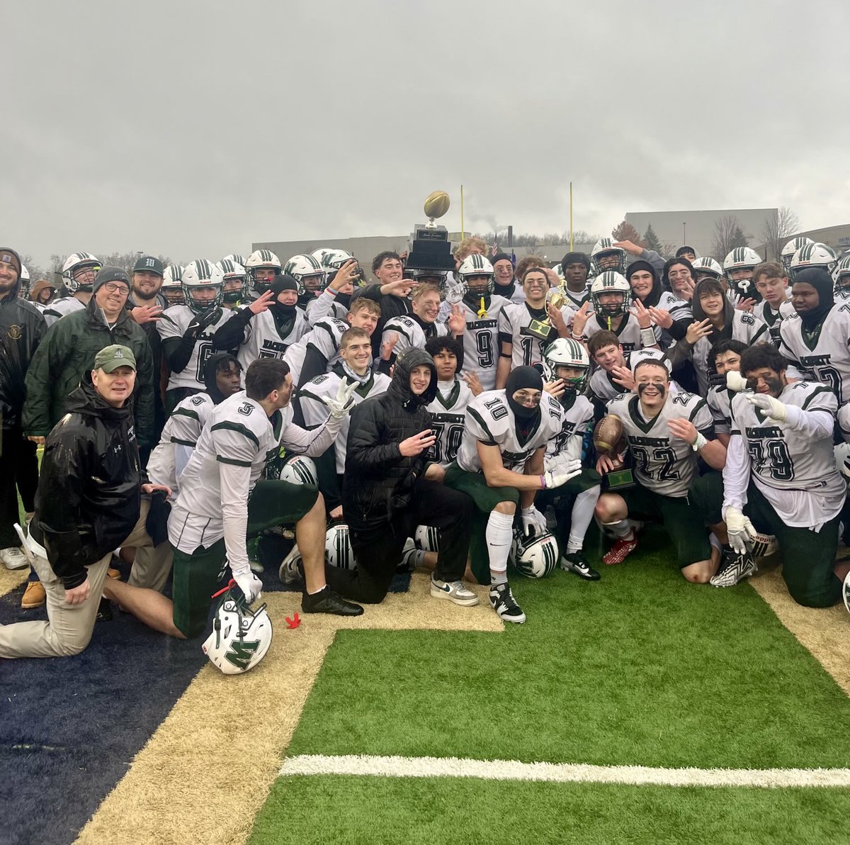 Wachusett 24-Shrewsbury 16, Final.  Happy Thanksgiving, 🦃 Mountaineers!