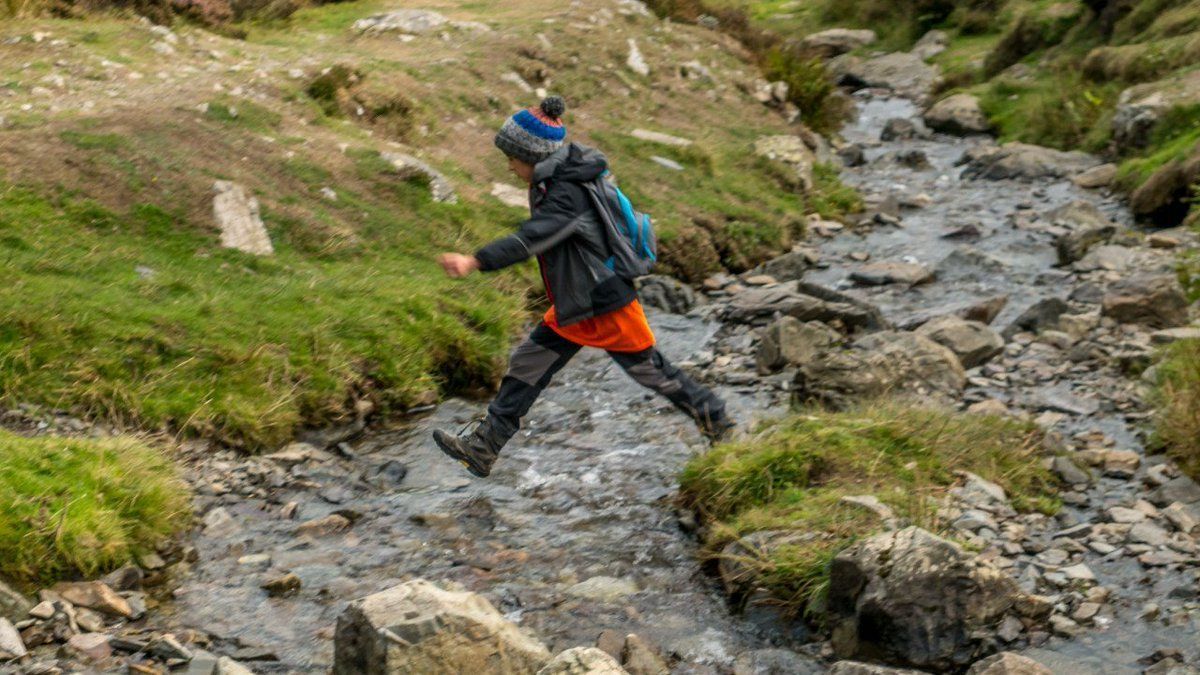 GetOutWithTheKids (@getoutkids) on Twitter photo Walking tip! Take kids on interesting walks where they have streams to splash in and fly across! Usually a good place for a picnic too! #GetOutside #walking #parenting #walkingtip Walking tip! Take kids on interesting walks where they have streams to splash in and fly across! Usually a good place for a picnic too! #GetOutside #walking #parenting #walkingtip