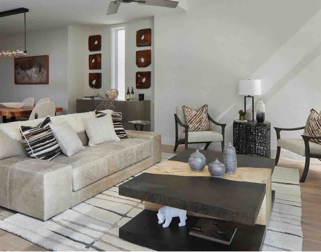 taraceagroup's tweet image. Cozy &amp;amp; sophisticated.
#happythanksgivng  #interiordesigner #coloradointeriordesign  #mountainhome #TaraceaFurniture, Coffee Table.

Via instagram.com/mandyblack_