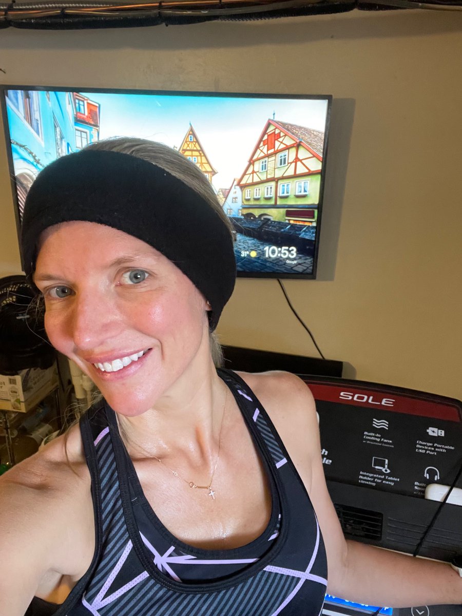 Emma B. Holliday MD (@dremmaholliday) on Twitter photo Spending Thanksgiving in Denver, and there’s no way this Texas girlie can #turkeytrot outside in the ❄️! 🥶
Still want to get those pre-🦃 miles in and train for #projectpurple during #pancreaticcacncerawarenessmonth 💜
<a href="/Run4Purple/">Project Purple®</a> Spending Thanksgiving in Denver, and there’s no way this Texas girlie can #turkeytrot outside in the ❄️! 🥶
Still want to get those pre-🦃 miles in and train for #projectpurple during #pancreaticcacncerawarenessmonth 💜
<a href="/Run4Purple/">Project Purple®</a>