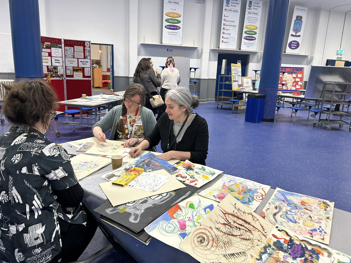 St Mungo's Art & Design tweet media