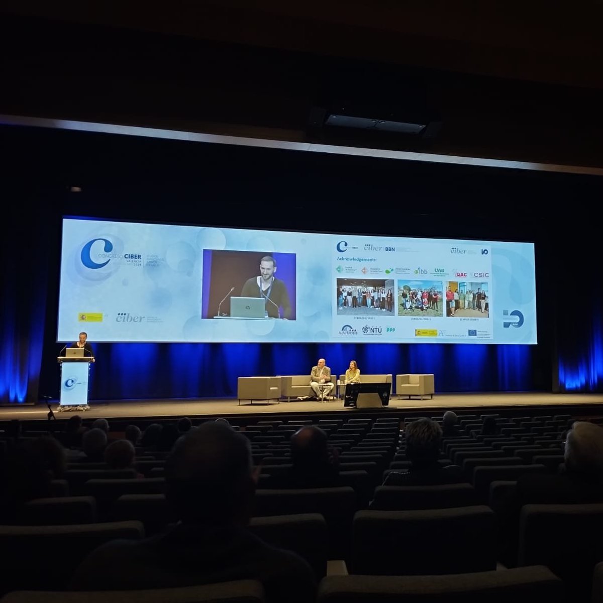 Nanbiosis's tweet photo. Last day of the #congresoCIBER by @CIBER_ISCIII and we are ready for it!

It was such a great event, and the best is to come!

If you are around here, come visit us in our stand! #NanbiosisExpertise #CEBS #CEBiomedS #ICTSnews https://t.co/vn4mr7zX0O