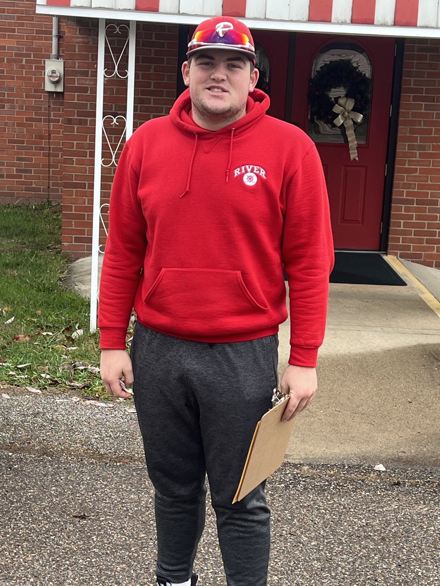 Woodsfield Kiwanis delivered 220 Thanksgiving Day meals.   Peyton helping out, delivered 26 meals.