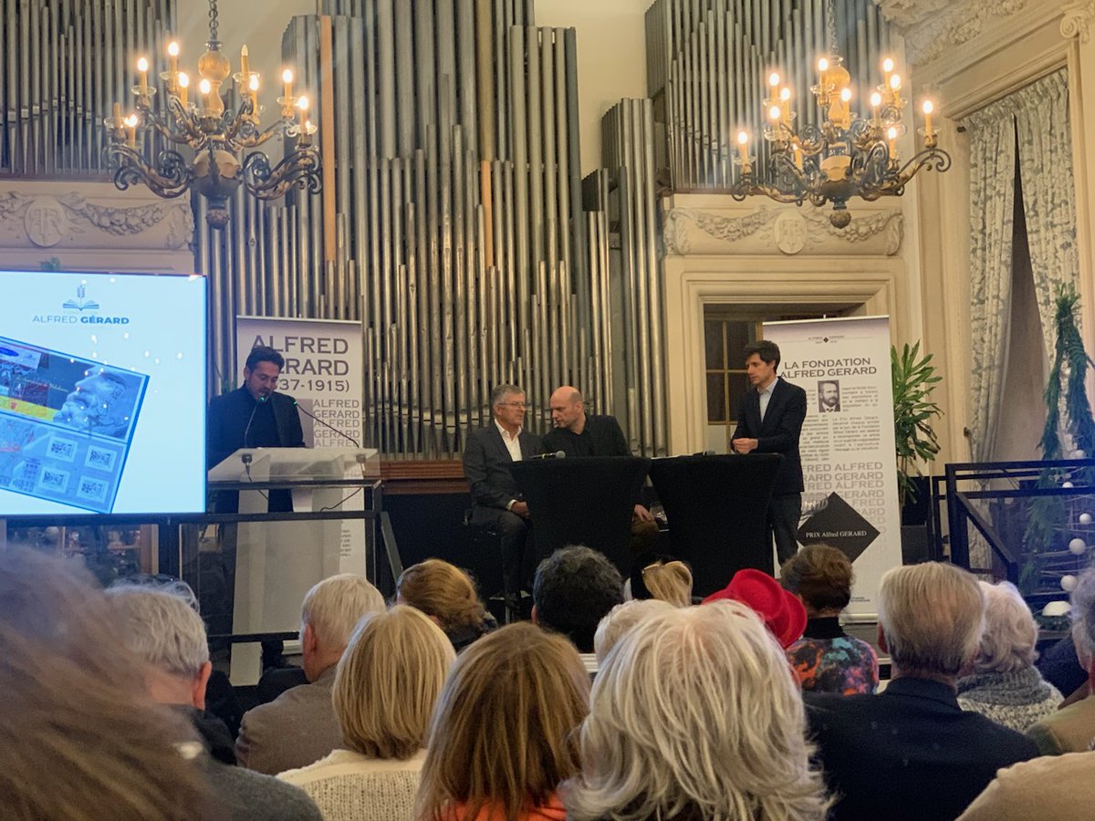 Merci à Julien DENORMANDIE pour cette conférence "Nourrir sans dévaster". 
Ancré sur ses valeurs humanistes et démocrates chrétiennes, il a tracé un chemin de crête ambitieux dans ce monde de la complexité. Rappelant que notre indépendance alimentaire est une force.
<a href="/DptMarne/">Département Marne</a>