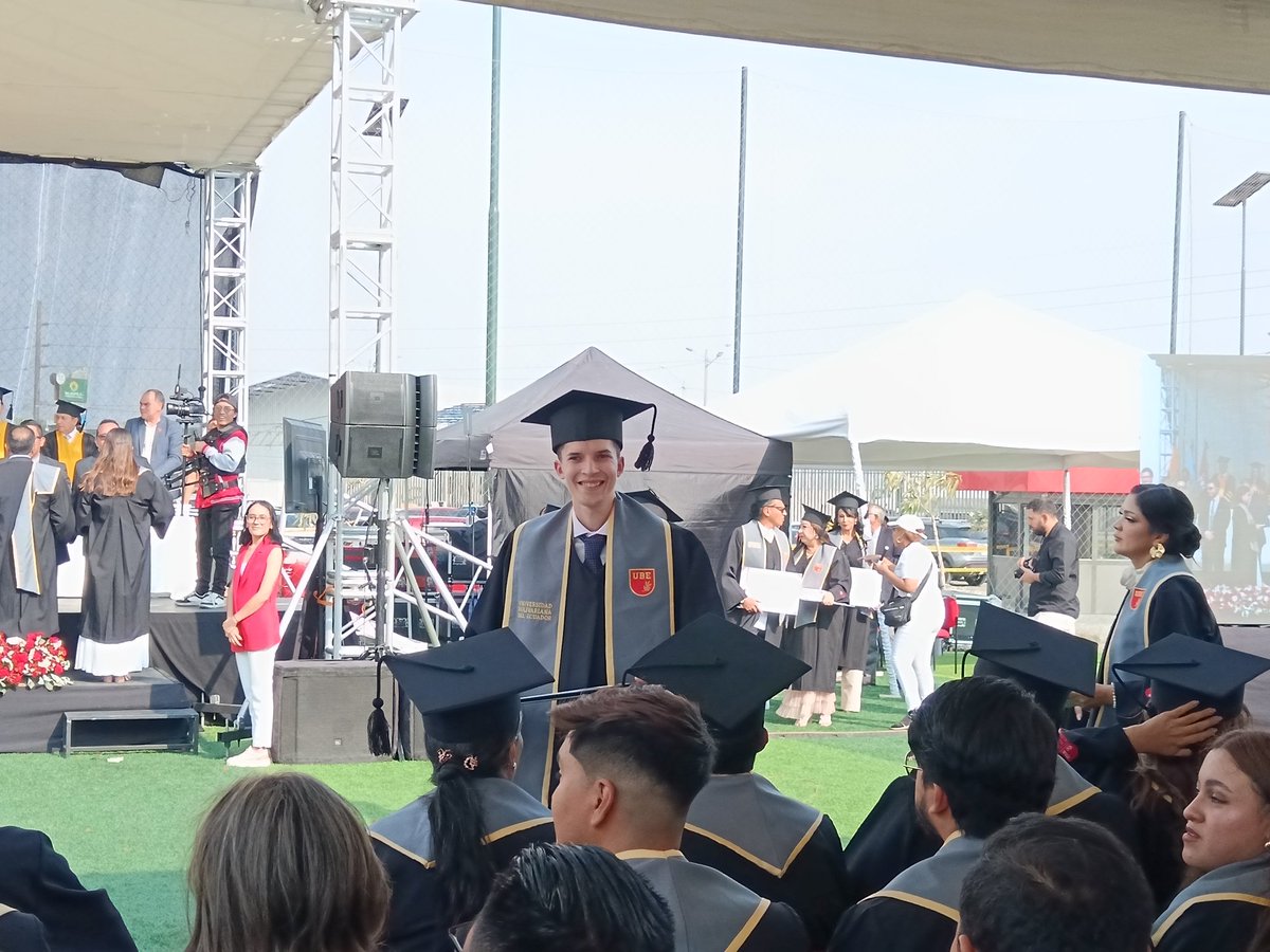 ¡Felicitaciones a nuestro nuevo MBA Josue Pincay de #teamUBE! 🎉 Su esfuerzo y dedicación han dado frutos, alcanzando un logro académico que marca un nuevo capítulo lleno de éxitos. ¡Estamos orgullosos de contar con su talento y liderazgo en nuestra comunidad! 🚀#alumniUBE