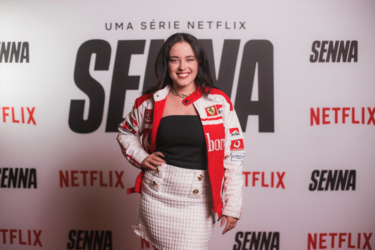 imstea's tweet image. Ir a première da série Senna foi uma experiência que nunca achei que poderia viver.
Quero agradecer à Netflix e todos os envolvidos por nos dar a oportunidade de conhecer Ayrton, especialmente a nós que não tivemos o privilégio de vê-lo correr em vida.